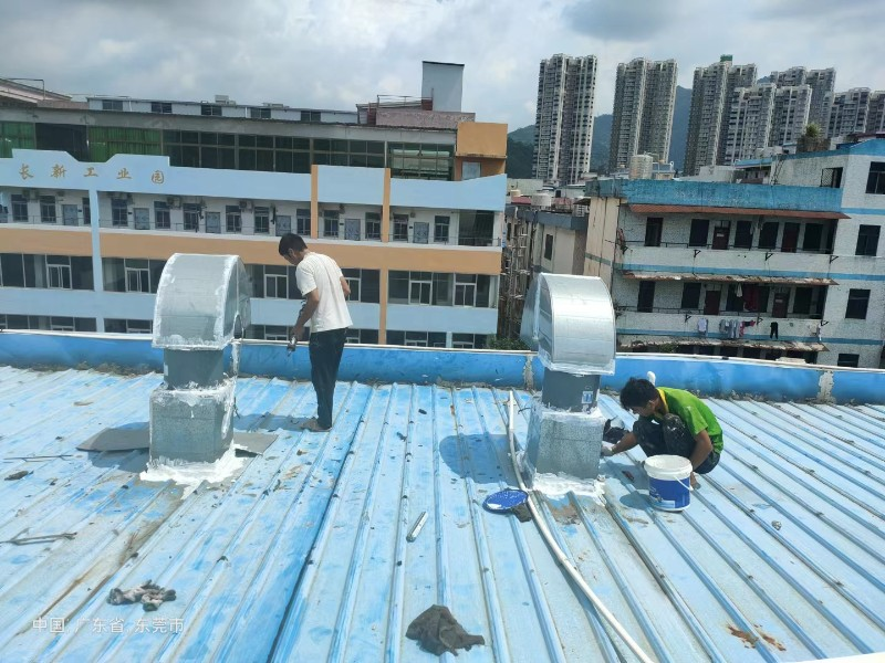 黄冈钢结构屋面涂料维修方法